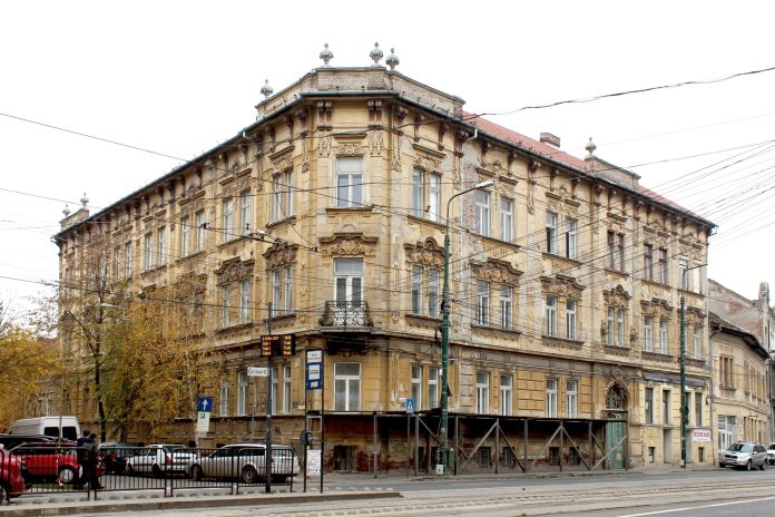 Palat,_bd_16_Decembrie_1989_nr_7,_Timisoara