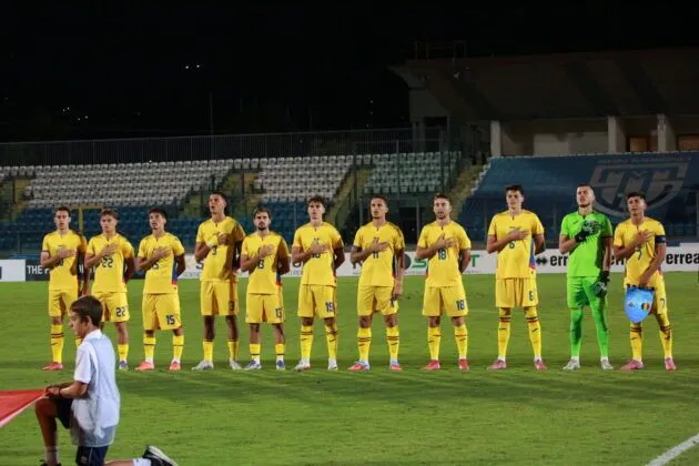 u21