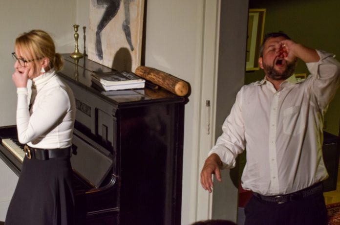 teatru.casa.cu.iedera