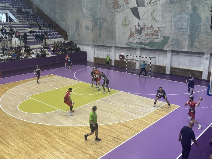 scm.poli.dinamo